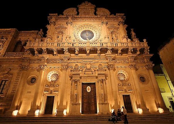Domenica Rooms Lecce Exteriör bild