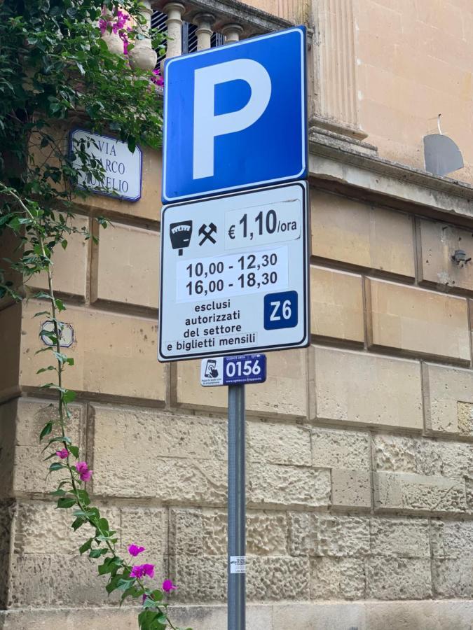 Domenica Rooms Lecce Exteriör bild